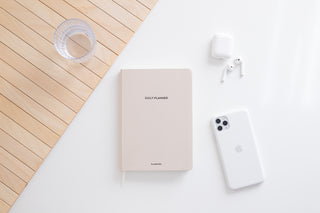 Daily Planner -  Hardcover - Sfeerbeeld - Buitenzijde - Planbooks