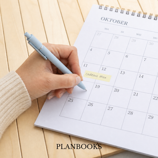 Planbooks - Maandkalender 2027 - Donker Blauw - A4 formaat