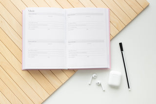 Bruiloft planner - Roze - Inkijkexemplaar-  Muziek - Planbooks - Sfeerbeeld