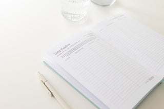 Budgetplanner - pastel groen - Binnenzijde - Sfeerbeeld  - Close up