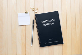 Planbooks - Gratitude Journal, Dankbaarheidsdagboek - Donker Blauw